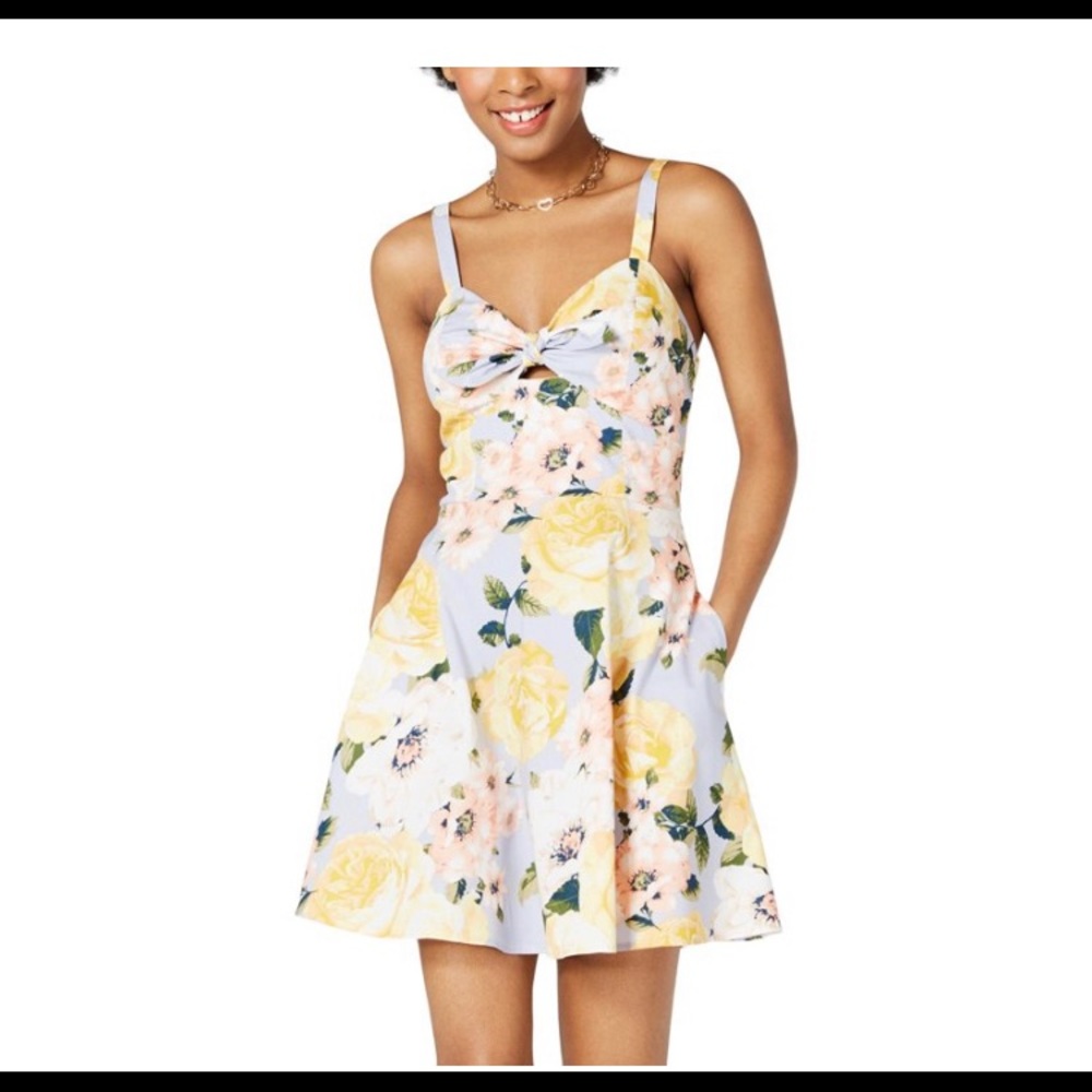 Speechless floral mini dress with pockets